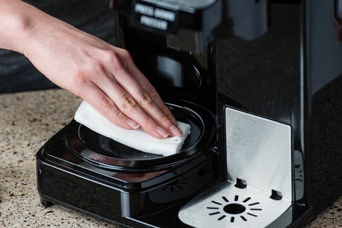 Make Sure That your Coffee Maker is Clean
